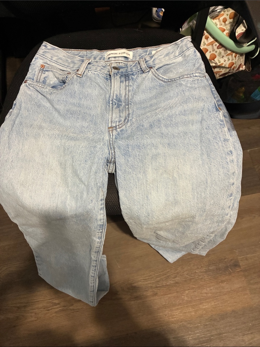 Denim Forum Women’s Boyfriend Jeans in Light Blue Wash